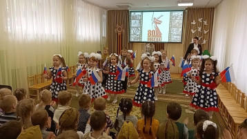 ПРАЗДНИЧНЫЙ КОНЦЕРТ КО ДНЮ ПОБЕДЫ ПРАЗДНИЧНЫЙ КОНЦЕРТ КО ДНЮ ПОБЕДЫ.
